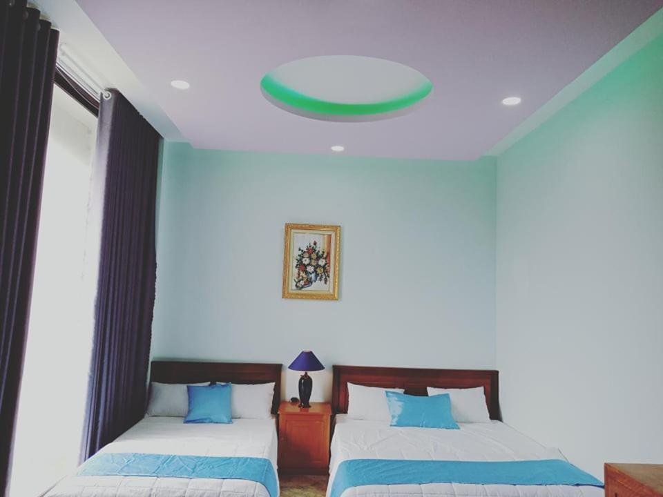 Khach San Nghinh Phong Beach Туихоа Экстерьер фото