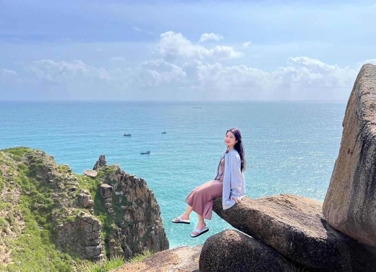 Khach San Nghinh Phong Beach Туихоа Экстерьер фото